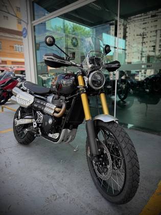 TRIUMPH SCRAMBLER 1200 XE 